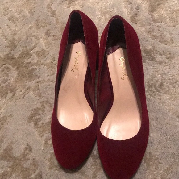 Qupid Shoes - Beautiful red velvet shoes